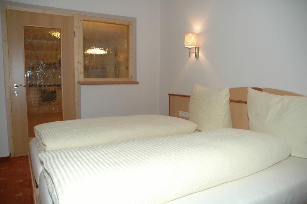 Appartementhaus Zum Zegger Neustift im Stubaital Bilik gambar
